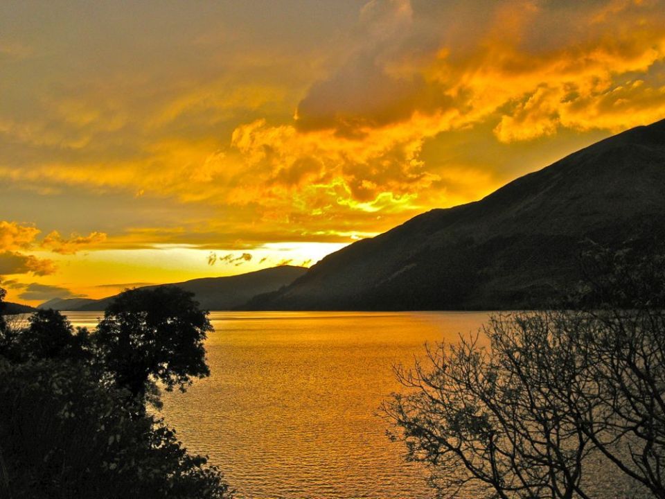scotland_letterfinlay_sunset.jpg